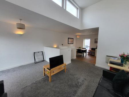 3 bedroom townhouse to rent - Photo 3