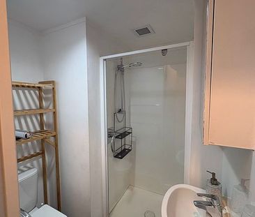 2BR City Retreat | Sea Views & Fully Furnished - Photo 4