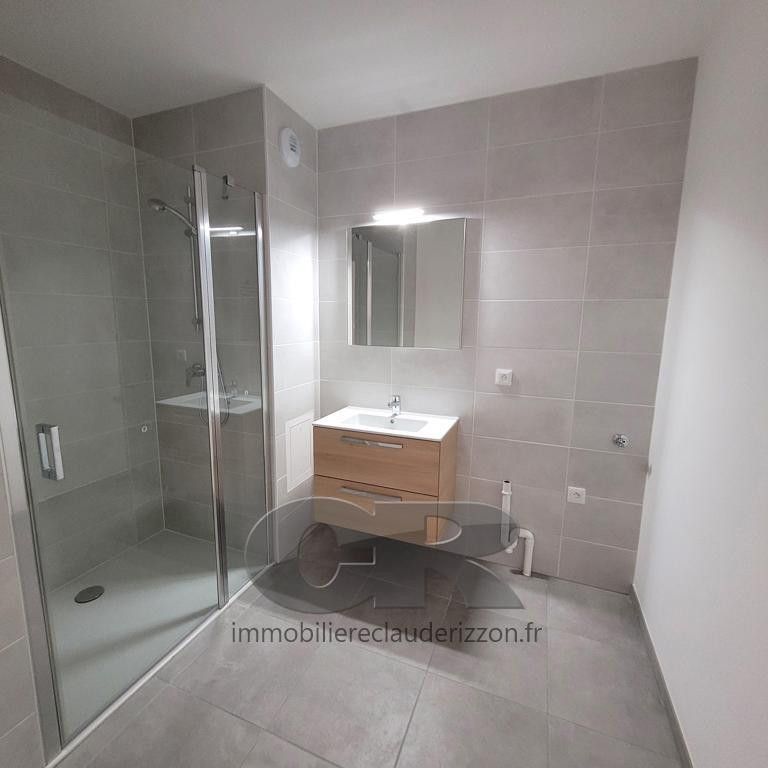 Location Appartement 3 pièces 61m² LONGEVILLE LES METZ 57050 - Photo 1