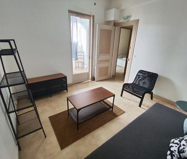 CENTRE-VILLE - appartement meublé - Photo 5