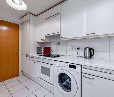 King Henrys Reach, Manbre Road, Hammersmith, W6 - Photo 2