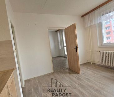 Pronájem bytu 1+1 34 m2 - Fotografie 3