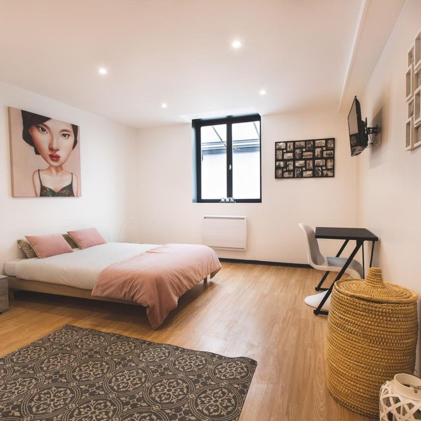 Location Appartement 4 pièces 179m² TOURCOING 59200 - Photo 1