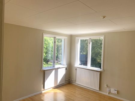 Otteshagen: Mysig naturnära tvåa en trappa upp - Photo 3