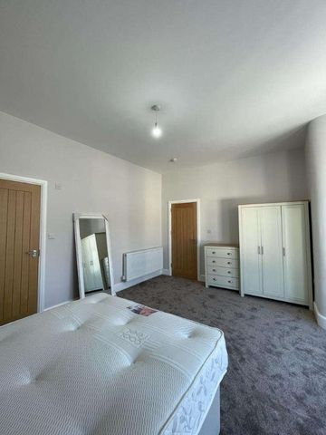 Airthrie Road, Ilford, IG3 - Photo 2