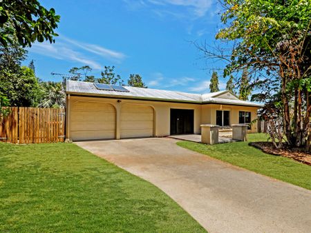 Large home and inground pool - Photo 3