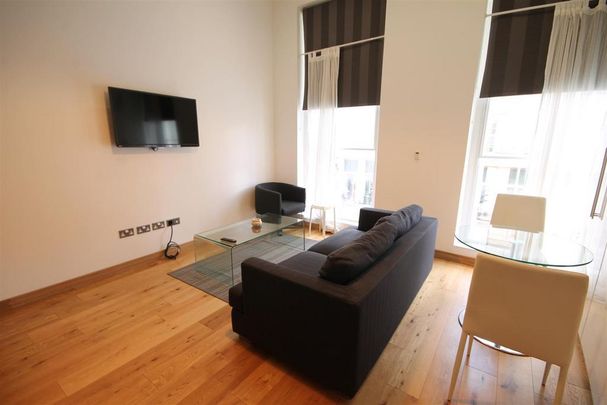 Studio to rent - Photo 1