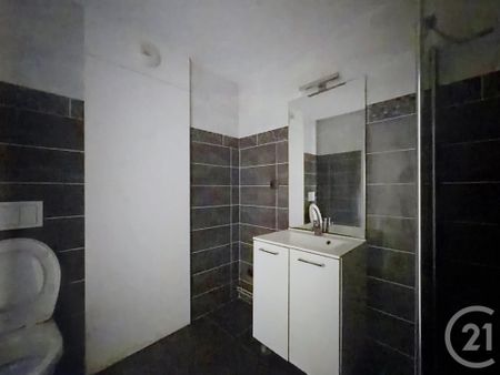 Location Appartement 1 pièce 18m² TROYES 10000 - Photo 2