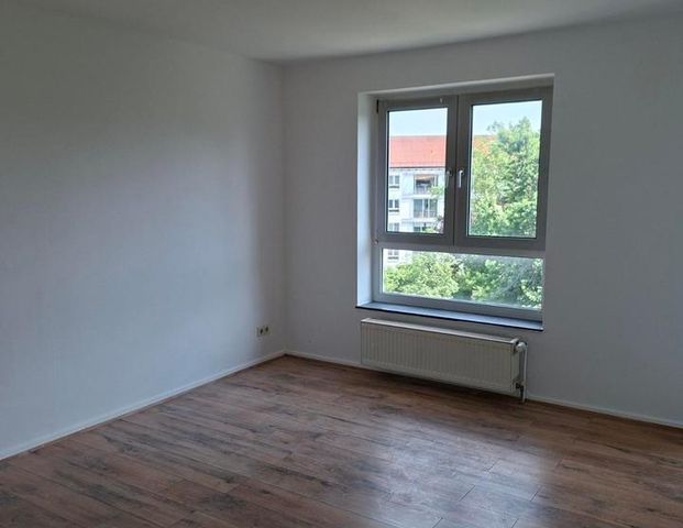 Großzügige 3-Zimmerwohnung mit Balkon - Photo 1