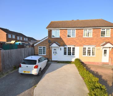 Gainsborough Drive, Lawford, Manningtree, CO11 2JU - Photo 1