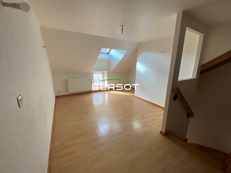 Appartement T3 Duplex au centre ville de Vesoul - Photo 3