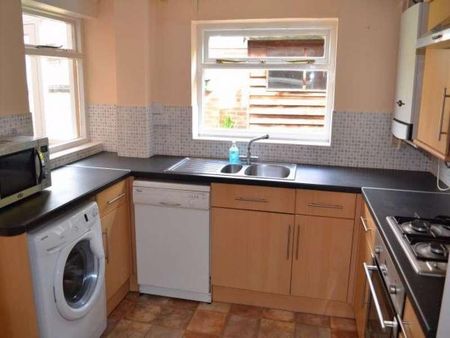 Rosebery Road, Exeter, EX4 - Photo 2