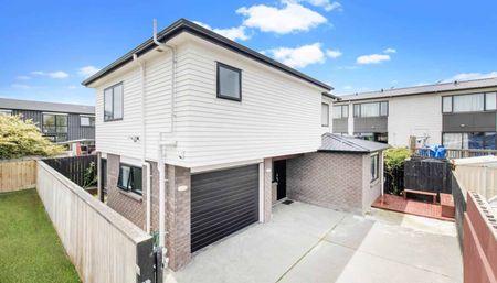 Near new in Papatoetoe - Photo 5