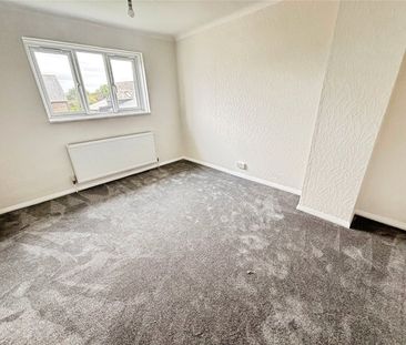 Harmondsworth Lane, Sipson, West Drayton, UB7 - Photo 3