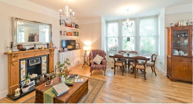 2 Bed Flat, Baldwin Crescent, SE5 - Photo 1