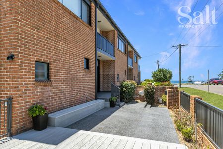 1/2a Helen Street, Merewether NSW 2291 - Townhouse For Rent | Domain - Photo 2