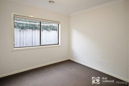 Perfectly Positioned Family Home - Photo 3