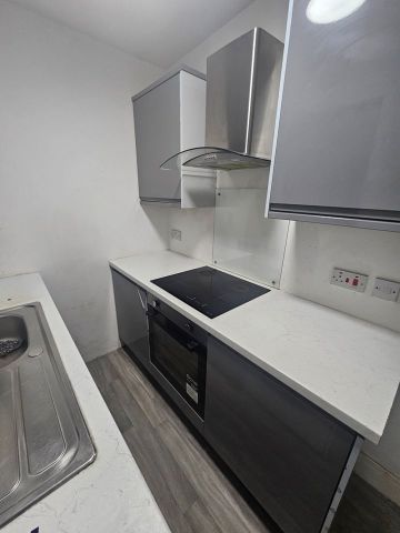 3 Bed Terraced House, Bede Street, LE3 - Photo 4