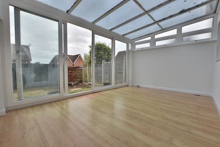 Tortoiseshell Way, CM7, Braintree - Photo 2