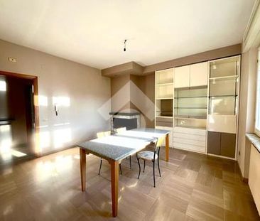 Quadrilocale in affitto - Photo 2