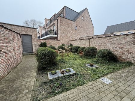 Recent glv app met 2 slk, tuin en garage in Koningshooikt. - Photo 4