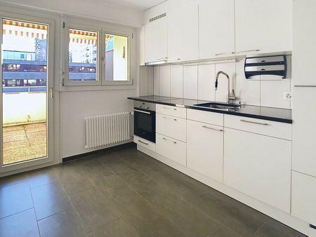 Joli 3,5 pces de 80 m² entièrement rénové - Foto 3