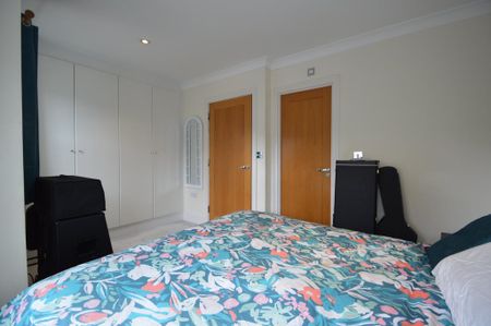 3 bedroom townhouse to rent - Photo 4