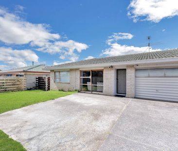 Unit 2, 47 Overton Road, Papatoetoe, Auckland - Photo 2