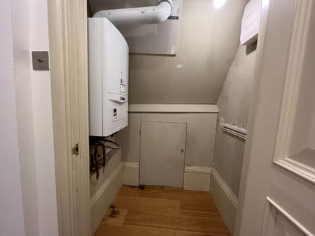2 Bed Flat, Parnell Road, BS16 - Photo 3