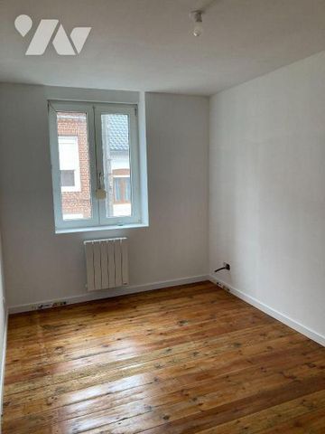 Une maison à louer à STEENBECQUE (59189) Maison mitoyenne rénovée comprenant un salon/séjour, u... - Photo 4