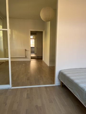 Solna - 2rok - 6mån - 13.800kr/mån - Photo 4