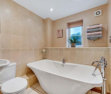 2 bedroom end of terrace house to rent - Photo 6