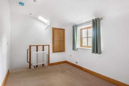 3 bedroom House To Let - Photo 4