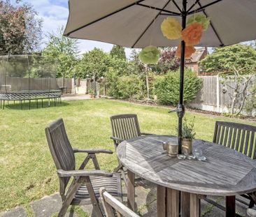 4 bedroom detached house to rent - Photo 2