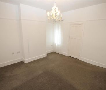 3 bedroom detached house to rent - Photo 4