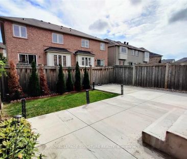 For Lease - 180 Mcdougall Crossing N/A, Milton, Ontario - Photo 3