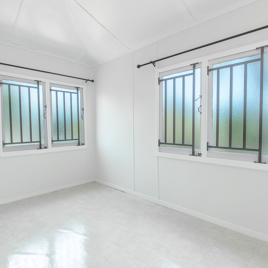 1/119 Eyre Street, North Ward QLD 4810 - Apartment For Rent | Domain - Photo 1