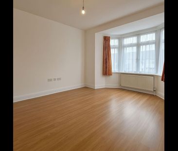 Room in a Shared House, Randall Avenue, NW2 - Photo 2