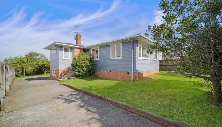 Refreshed and ready for a new Family! - Photo 3