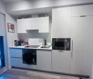 For Lease - 230 Simcoe Street Unit# 2413, Toronto, Ontario - Photo 3