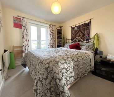 2 bedroom apartment to rent 16 San Diego Way, Sovereign Harbour Nor... - Photo 1