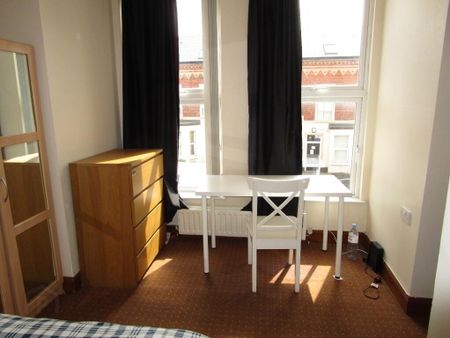 Fountainville Avenue, Belfast, BT9 6AN - Photo 2