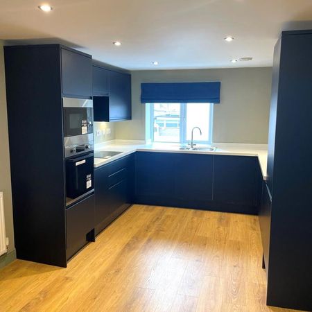 2 bedroom apartment to rent - Photo 3