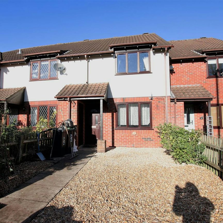 Old Highway Mews, 141 Leigh Road, Wimborne, BH21 - Photo 1