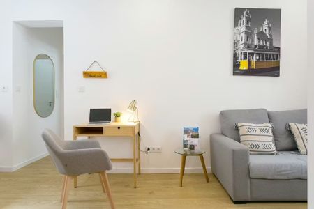 Travessa dos Pescadores, Lisbon, Lisbon 1200-425 - Photo 3