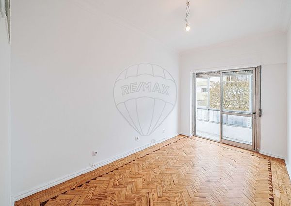 Apartamento T2 em Lisboa