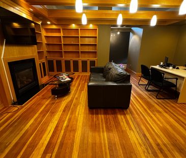 For Lease - 900 Adelaide Street, London East, Ontario - Photo 1