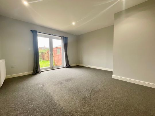 2 bedroom Mid Terraced House to let - Photo 1