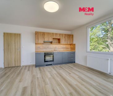 Pronájem bytu 2+kk 53 m², V Drahelinkách 124, Sušice II - Photo 3