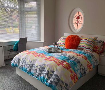 Marton Road Room 6 - Photo 1